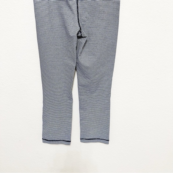 Lululemon Coast To Class Pant *Gingham Inkwell leggings size 4 - Picture 9 of 12